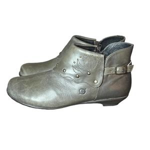 Born Leather Sage Side Zip Studded Bootie Size 8 NWT